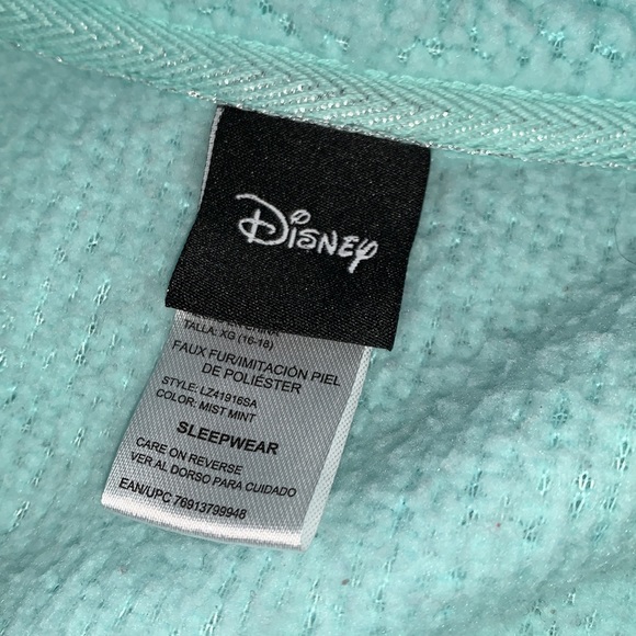XL Disney Stitch Plush pajama top - Picture 4 of 4
